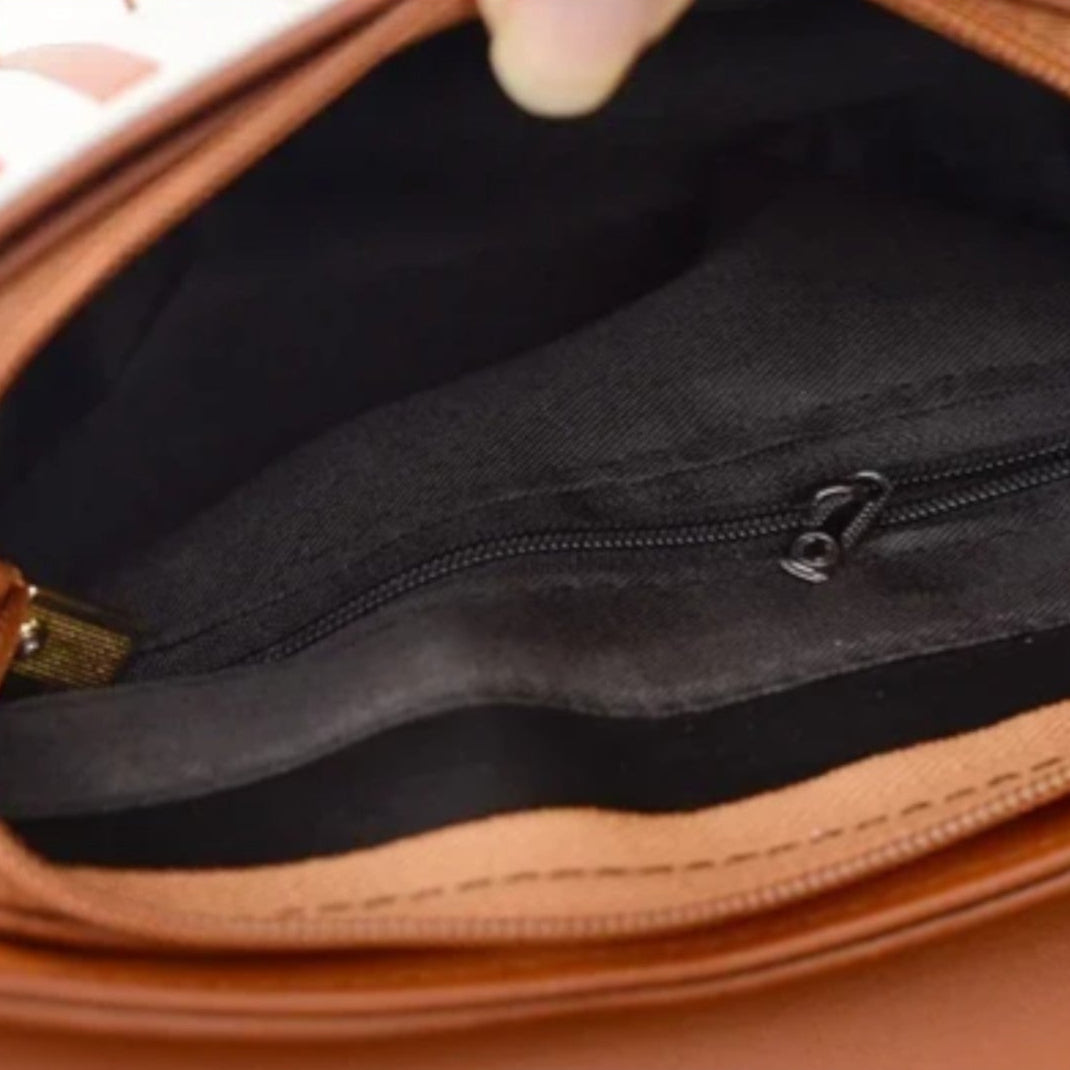Crescendo Crossbody
