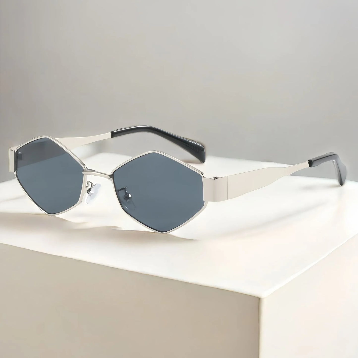 Hexia Sunnies
