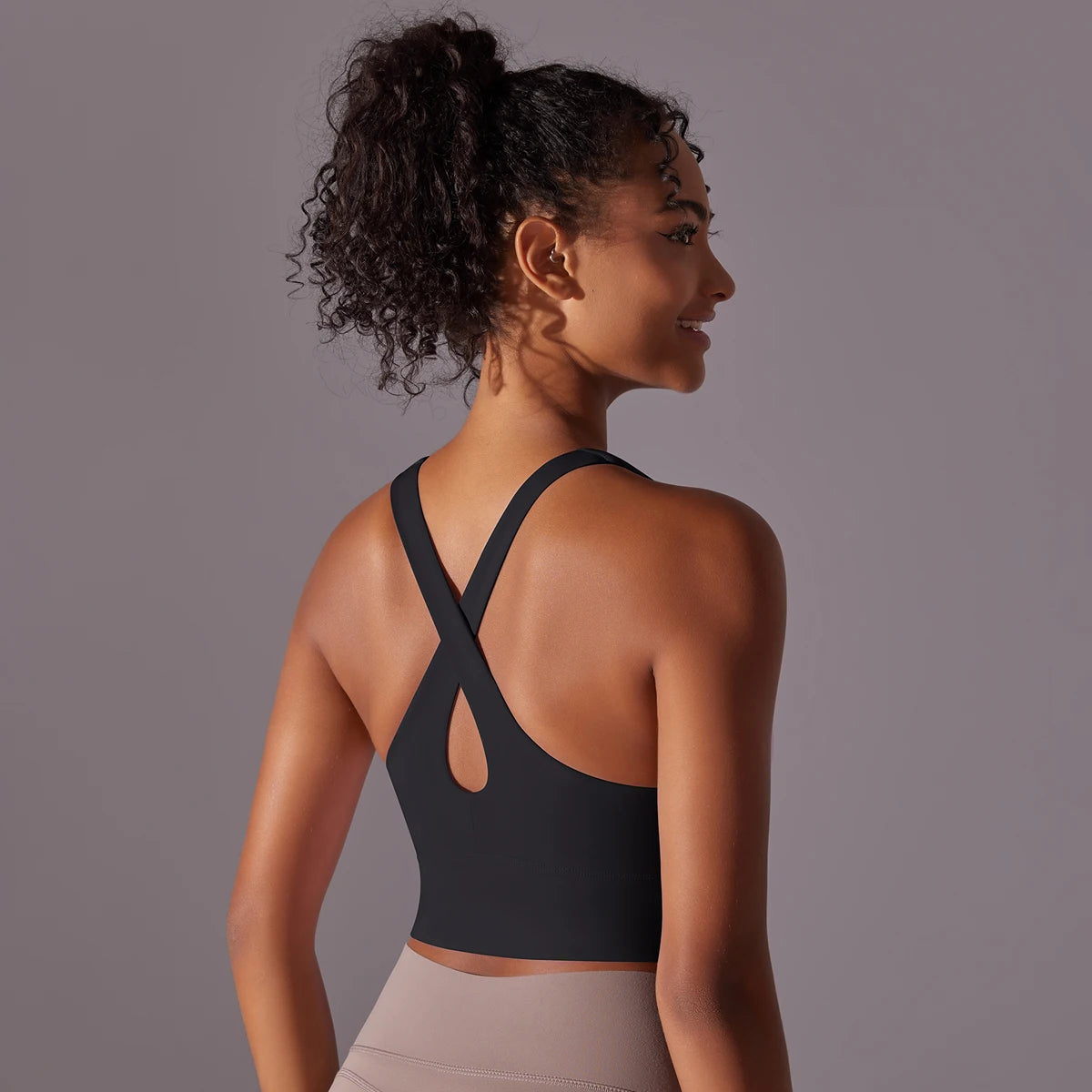 Sculpt Cross-Back Crop
