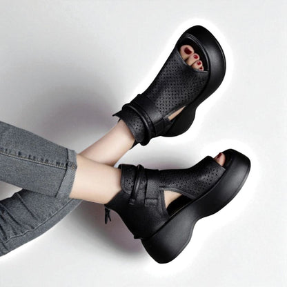 Valkyrie Tread Sandal