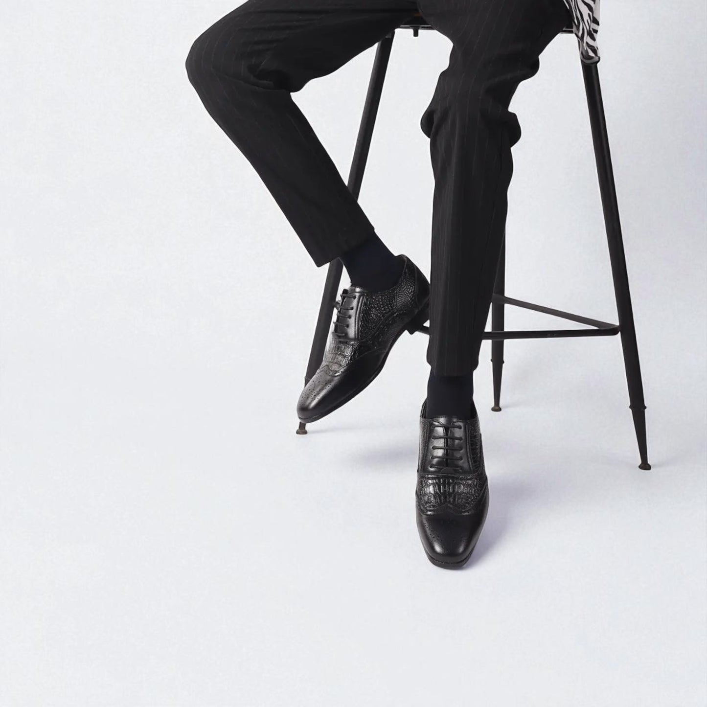 Julian Textured Oxford