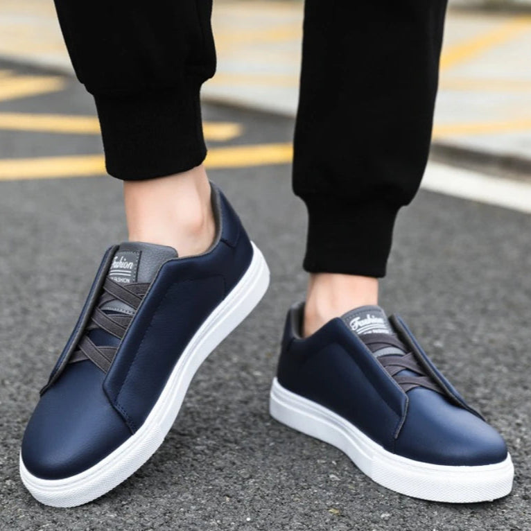 Stretch-Lace Trainer