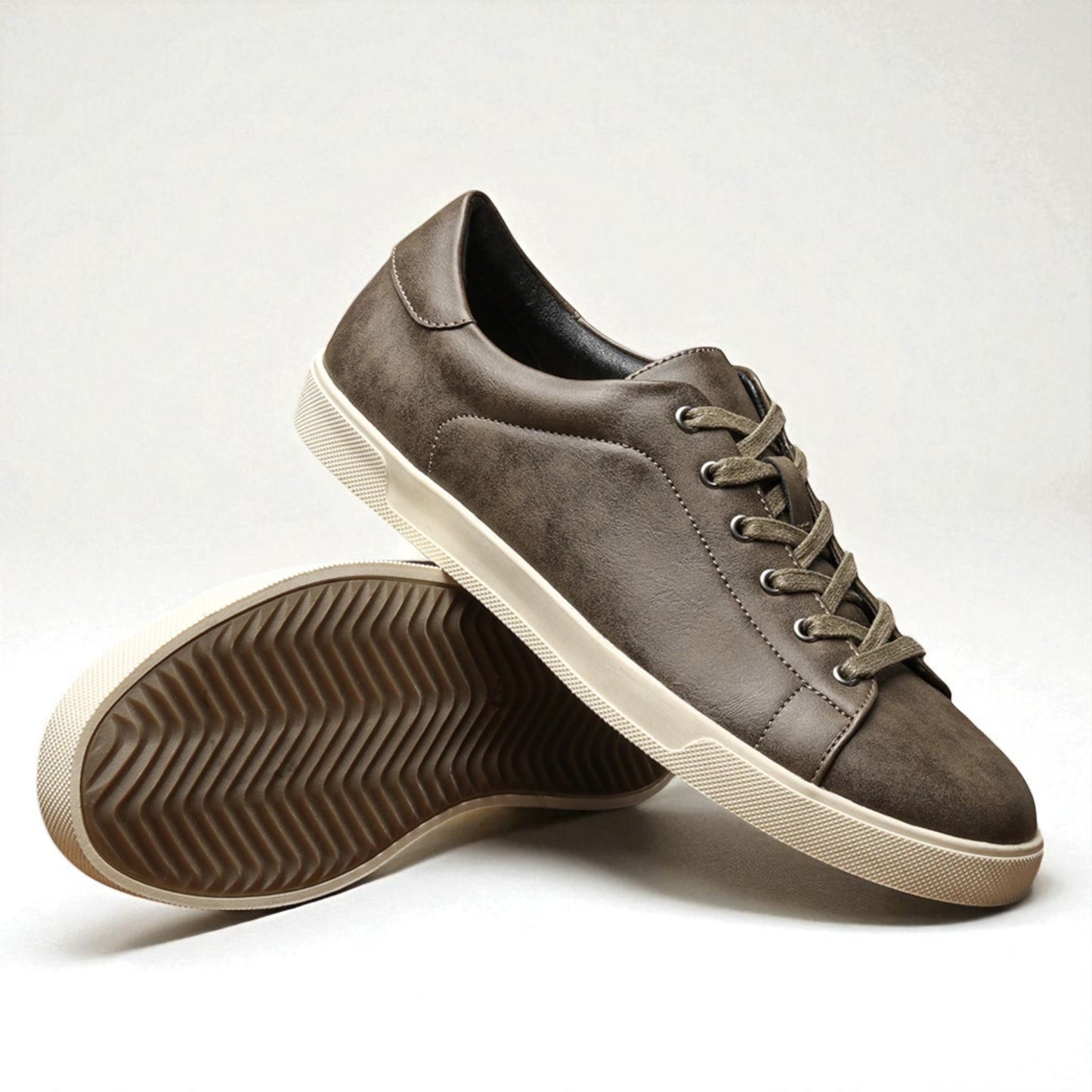 Leather Comfort Trainer