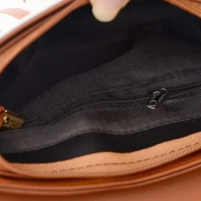 Crescendo Crossbody